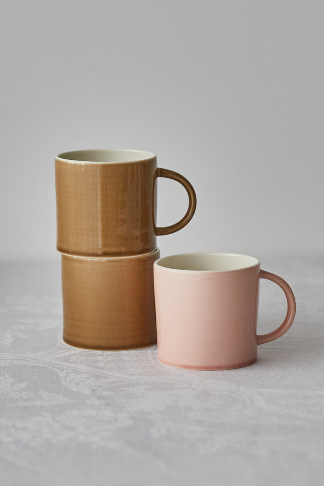 
                  
                    Porcelain Cups
                  
                