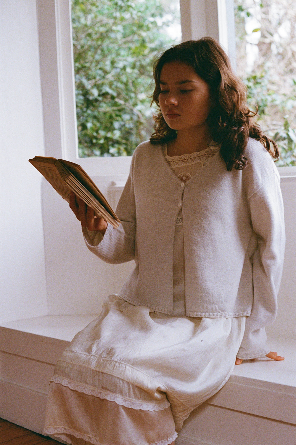 Bella Cardigan - Francie
